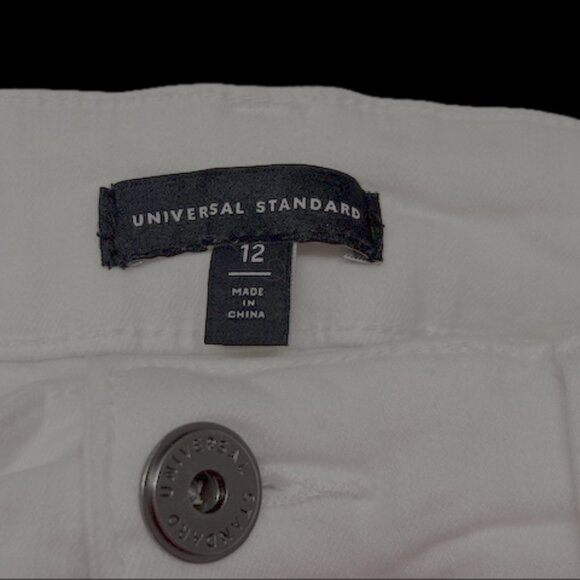 Universal Standard Etta High Rise Straight Leg Jeans 28 inch - white size 12 - Picture 3 of 6
